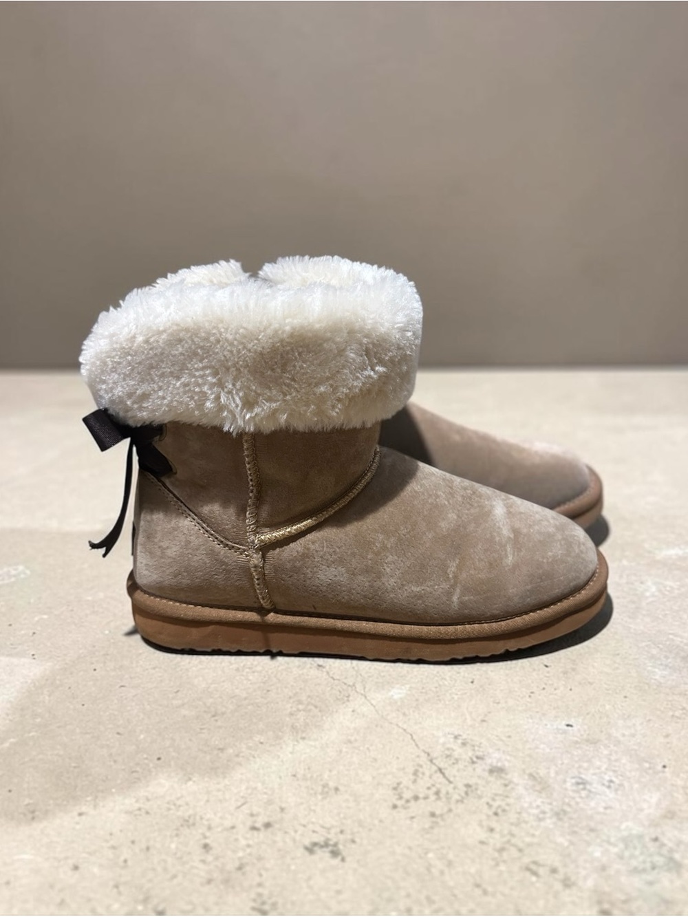 LAMO Adele Short Suede Boots Beige Tan Women’s Size 8